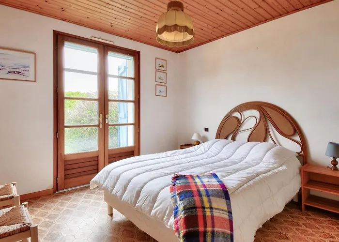 Maison Avec Jardin A 400m De La Des Sableaux 度假居 *