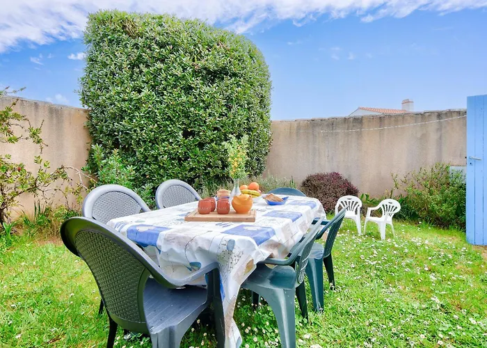 Maison Avec Jardin A 400m De La Des Sableaux 度假居 诺亚芒提亚